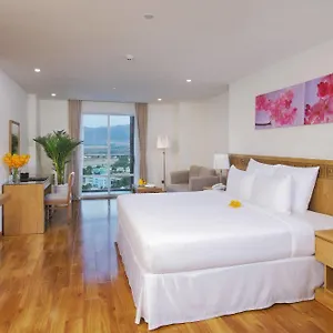 Hotel Rosaka, Nha Trang