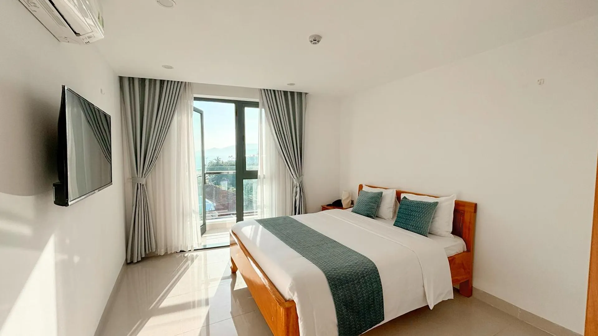 Ha Trang Voronezh Hotel And Apartment 나트랑 0*,  베트남